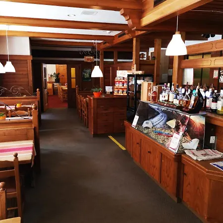 酒店 Restaurant Aletsch 2*